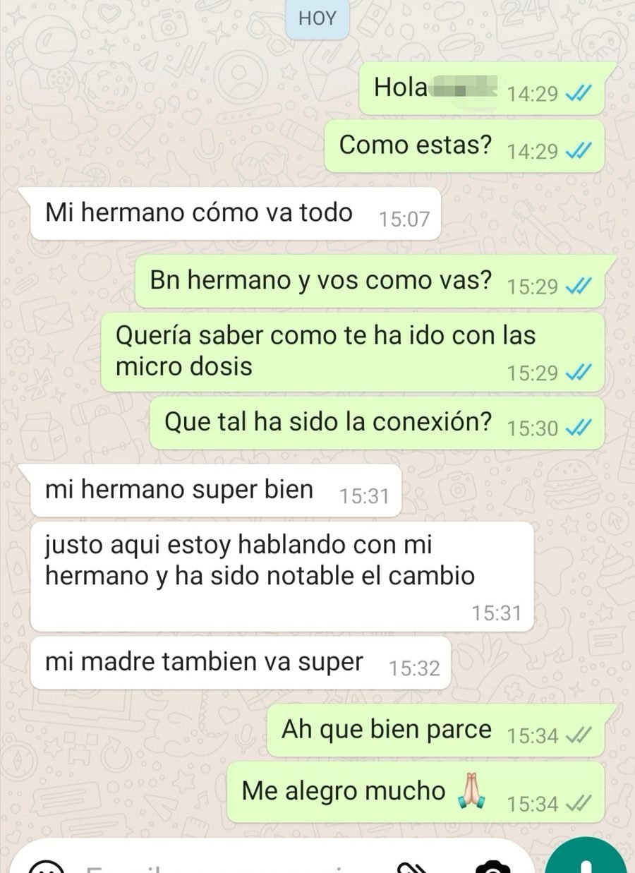 Captura de la conversación, con los datos de la persona recortados